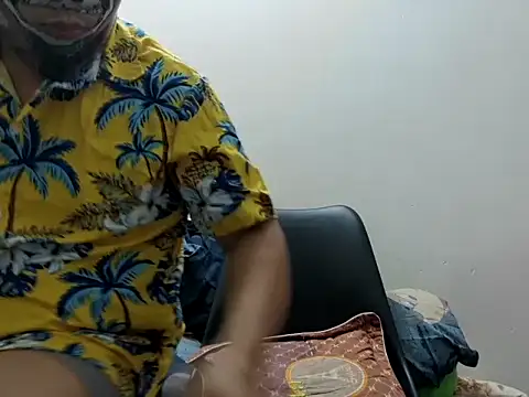 Snapshot of Anhdaubep chatting on 10/26/25, 06:36 Anhdaubep online show from 10/26/25, 06:36