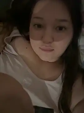 Snapshot of Twinklelove25 chatting on 10/06/25, 10:40 Twinklelove25 online show from 10/06/25, 10:40