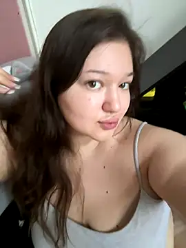 Snapshot of Twinklelove25 chatting on 10/19/25, 06:47 Twinklelove25 online show from 10/19/25, 06:47