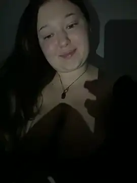 Snapshot of Twinklelove25 chatting on 10/25/25, 12:07 Twinklelove25 online show from 10/25/25, 12:07