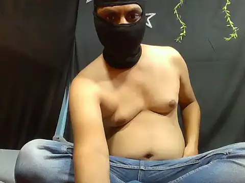 Snapshot of Indianbull109 chatting on 12/14/25, 06:23 Indianbull109 online show from 12/14/25, 06:23