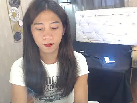 Seductive nathalie online show from 11/21/25, 02:16