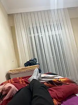 genckaan00 online show from 10/22/25, 04:18