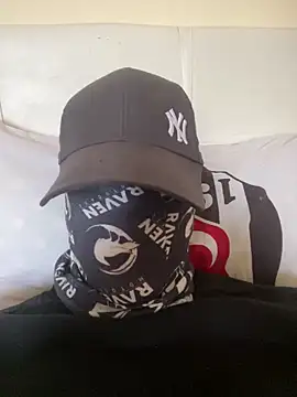 genckaan00 online show from 10/26/25, 09:37