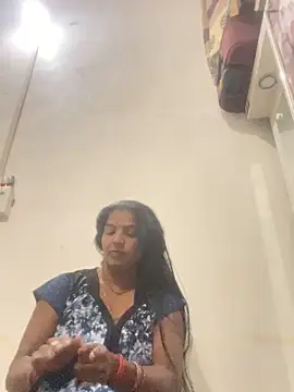 Snapshot of Sapnahot34 chatting on 12/02/25, 04:18 Sapnahot34 online show from 12/02/25, 04:18