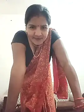 Snapshot of Sapnahot34 chatting on 12/05/25, 04:21 Sapnahot34 online show from 12/05/25, 04:21