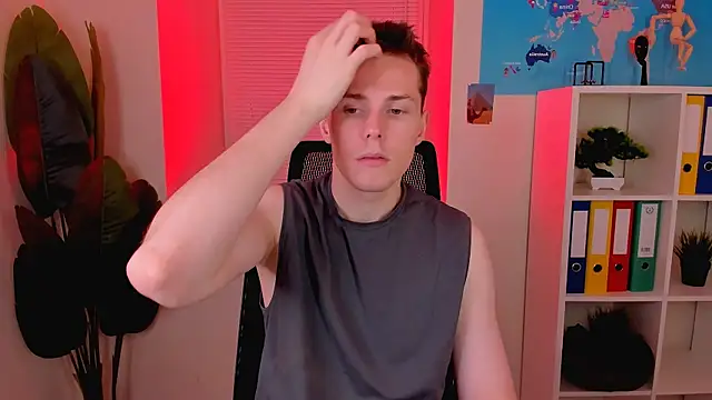 Snapshot of Hector_Spector chatting on 11/25/25, 10:48 Hector Spector online show from 11/25/25, 10:48