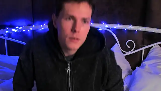 Snapshot of Hector_Spector chatting on 12/14/25, 10:53 Hector Spector online show from 12/14/25, 10:53