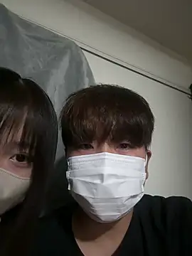 Snapshot of CoYu-528 chatting on 10/09/25, 01:20 CoYu-528 online show from 10/09/25, 01:20