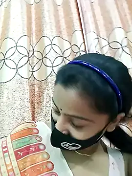 daisy-03 online show from 11/10/25, 04:17