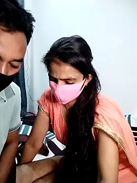Snapshot of Aarzoo_Arman chatting on 10/08/25, 03:37 Aarzoo Arman online show from 10/08/25, 03:37