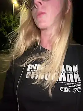 LinaLeana online show from 07/07/26, 11:31
