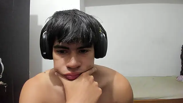 max morris66 online show from 10/13/25, 10:26