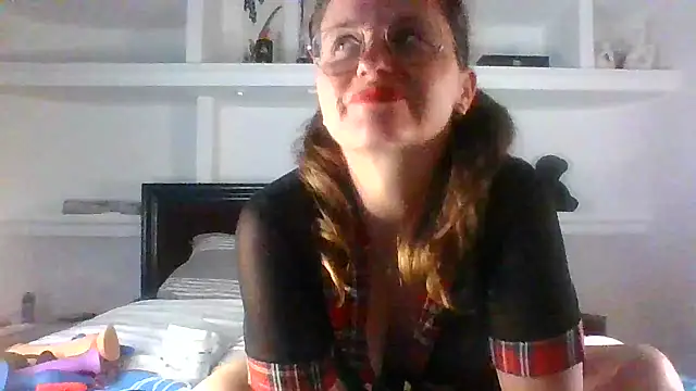 xcrazzycat online show from 05/14/26, 08:59