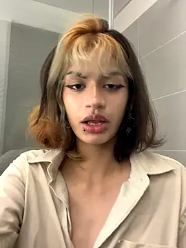 sukulaurens online show from 11/07/25, 02:55