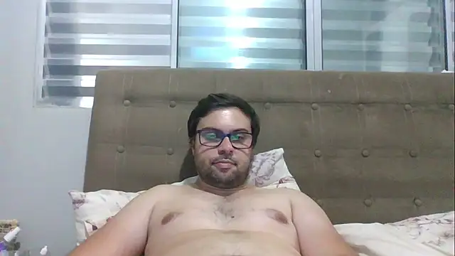 CasalManeiro25 online show from 10/21/25, 11:38