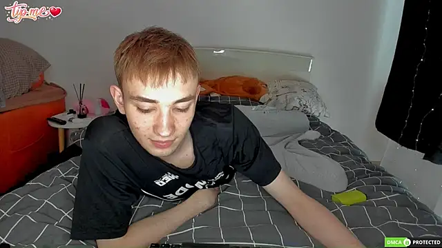 Snapshot of felixcurt69 chatting on 05/19/26, 08:42 felixcurt69 online show from 05/19/26, 08:42