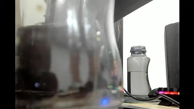 coolfriki online show from 04/26/26, 06:11