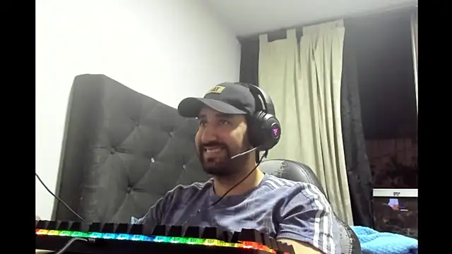coolfriki online show from 05/02/26, 01:21