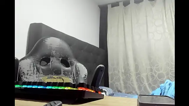 coolfriki online show from 05/02/26, 10:59