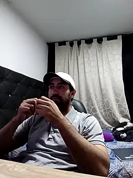 coolfriki online show from 05/06/26, 10:59