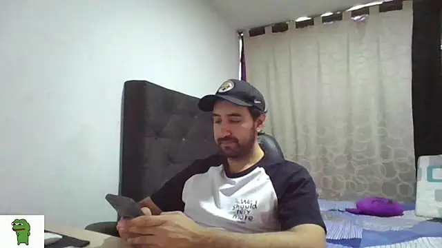 coolfriki online show from 07/18/26, 08:01