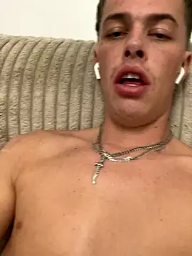 Bigflex1738 online show from 10/31/25, 06:53