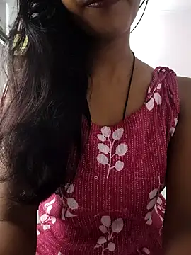 Snapshot of anjali2351 chatting on 10/13/25, 09:42 anjali2351 online show from 10/13/25, 09:42