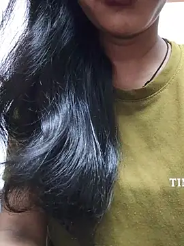 anjali2351 online show from 05/18/26, 06:58