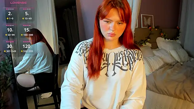 Snapshot of Barbara_Mitchel chatting on 10/07/25, 08:33 Barbara Mitchel online show from 10/07/25, 08:33