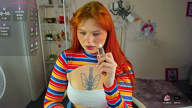 Snapshot of Barbara_Mitchel chatting on 10/29/25, 08:16 Barbara Mitchel online show from 10/29/25, 08:16