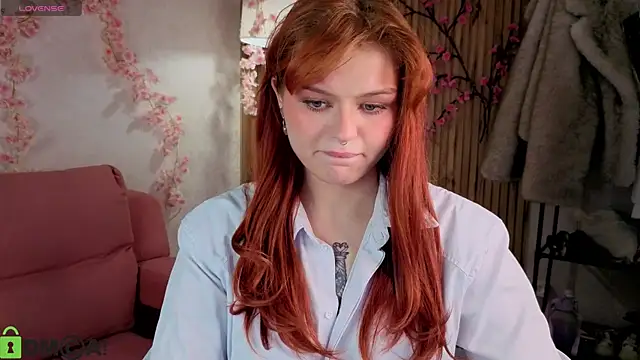 Snapshot of Barbara_Mitchel chatting on 11/14/25, 05:33 Barbara Mitchel online show from 11/14/25, 05:33