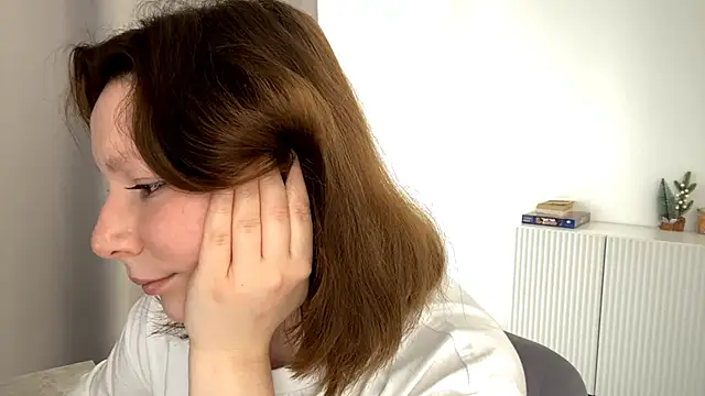 TamekiaSamii online show from 11/10/25, 07:51