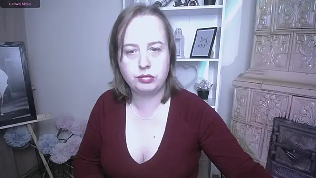 HelenFl online show from 11/10/25, 07:51