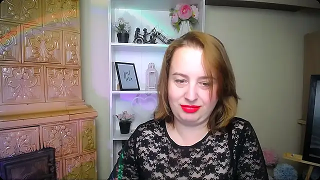 HelenFl online show from 11/21/25, 07:40