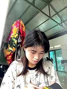 Mylinh- online show from 10/10/25, 01:59