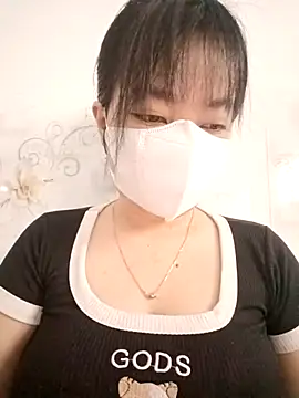 Snapshot of Xuka203 chatting on 10/15/25, 12:22 Xuka203 online show from 10/15/25, 12:22