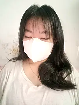 Snapshot of Xuka203 chatting on 10/21/25, 12:11 Xuka203 online show from 10/21/25, 12:11