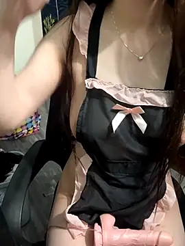 Snapshot of Beyeuuu chatting on 11/11/25, 09:31 Beyeuuu online show from 11/11/25, 09:31