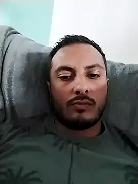 Snapshot of chocoman3 chatting on 10/06/25, 10:23 chocoman3 online show from 10/06/25, 10:23