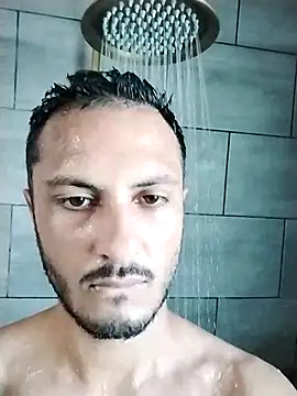 Snapshot of chocoman3 chatting on 10/15/25, 10:04 chocoman3 online show from 10/15/25, 10:04