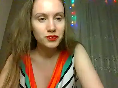 Lynirina online show from 07/18/26, 10:57