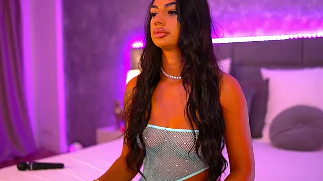 Snapshot of NatalieDelices chatting on 10/10/25, 06:18 NatalieDelices online show from 10/10/25, 06:18