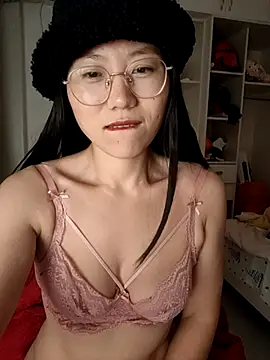 nini10052025 online show from 11/26/25, 04:52