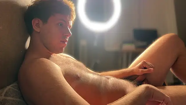 Snapshot of mynameischris chatting on 10/07/25, 08:39 mynameischris online show from 10/07/25, 08:39