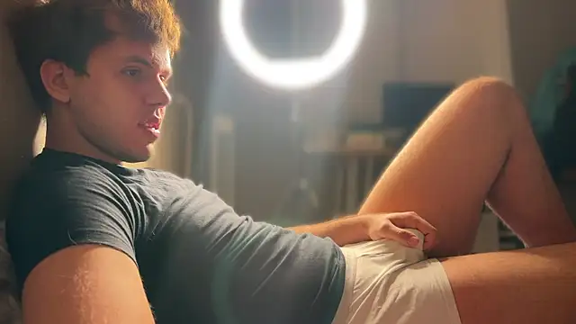 Snapshot of mynameischris chatting on 10/09/25, 07:23 mynameischris online show from 10/09/25, 07:23