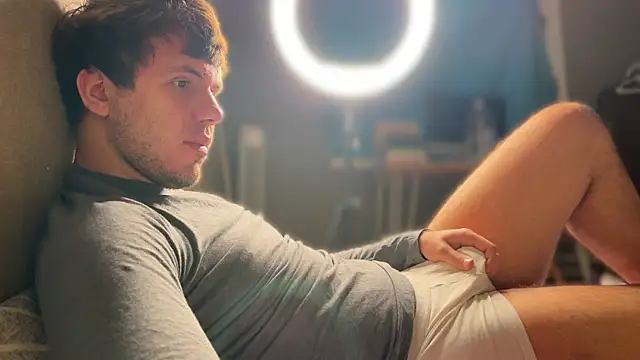 Snapshot of mynameischris chatting on 11/02/25, 08:17 mynameischris online show from 11/02/25, 08:17