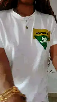 GlobeTrottieHottie1 online show from 10/23/25, 12:15