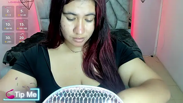 Addyy 02 online show from 06/10/26, 07:02