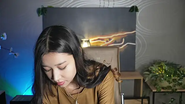 SelinaLukas online show from 10/08/25, 12:14